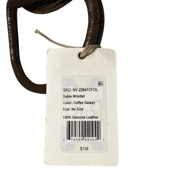 HOBO Brown Leather Clutch Timeless Design - Picture 6 of 6